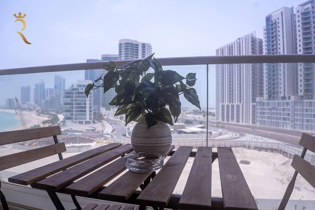 Your Luxurious 2Br Al Reem Escape At Mangrove Place Apartment Abu Dhabi Ngoại thất bức ảnh